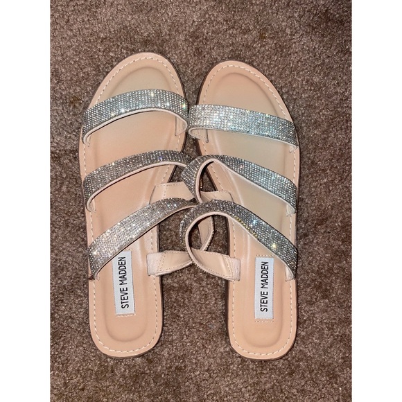 Steve Madden Shoes - Steve Madden melzy sandal